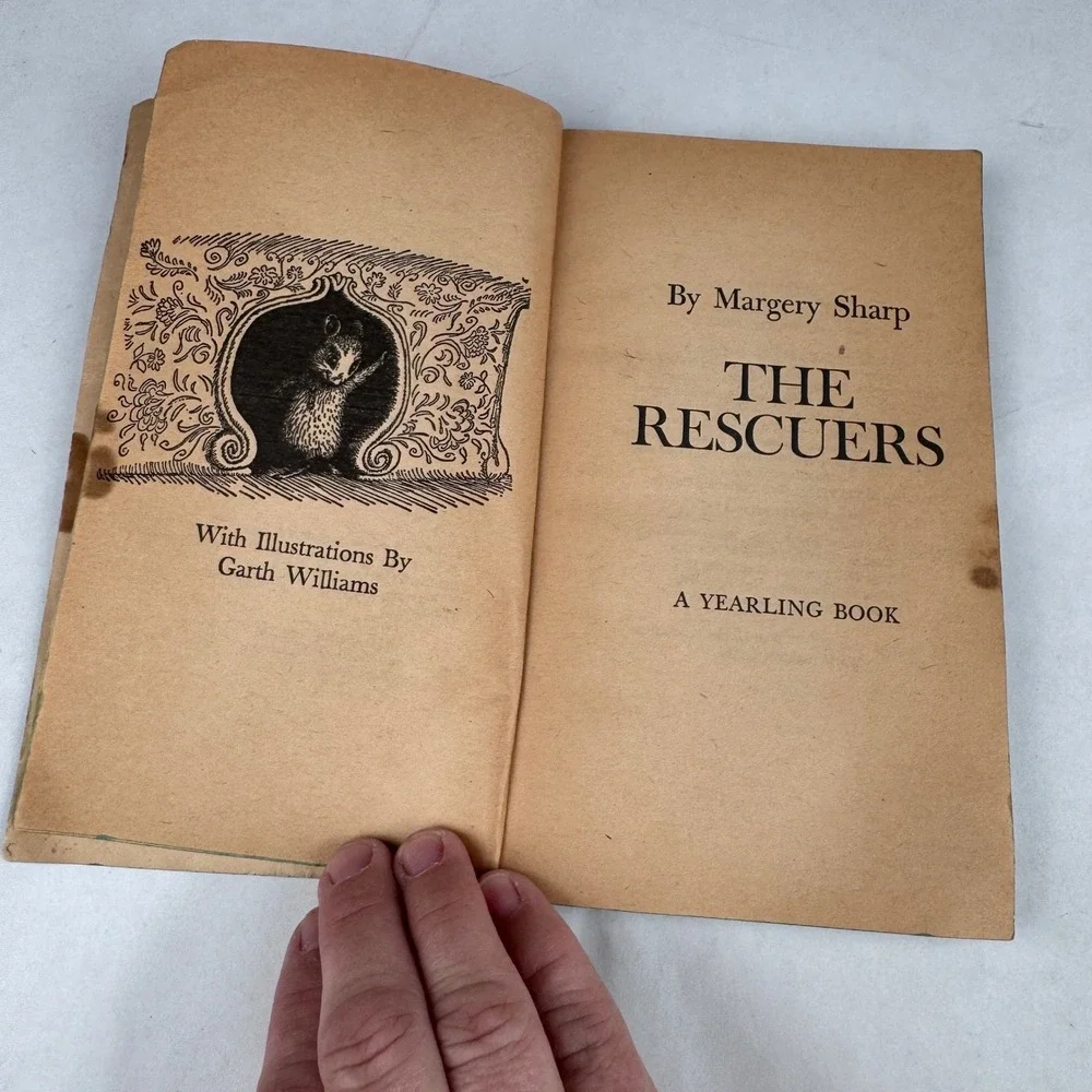 The Rescuers Paperback Book Vintage 1977 Margery Sharp Dell Yearling